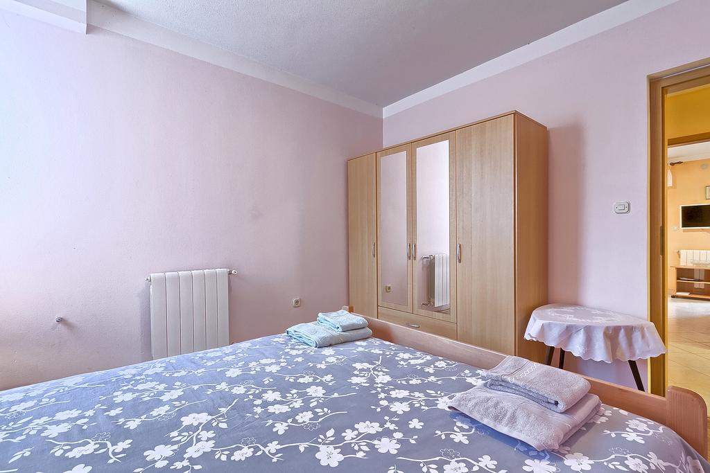 Apartments Valoda Nedeščina Esterno foto